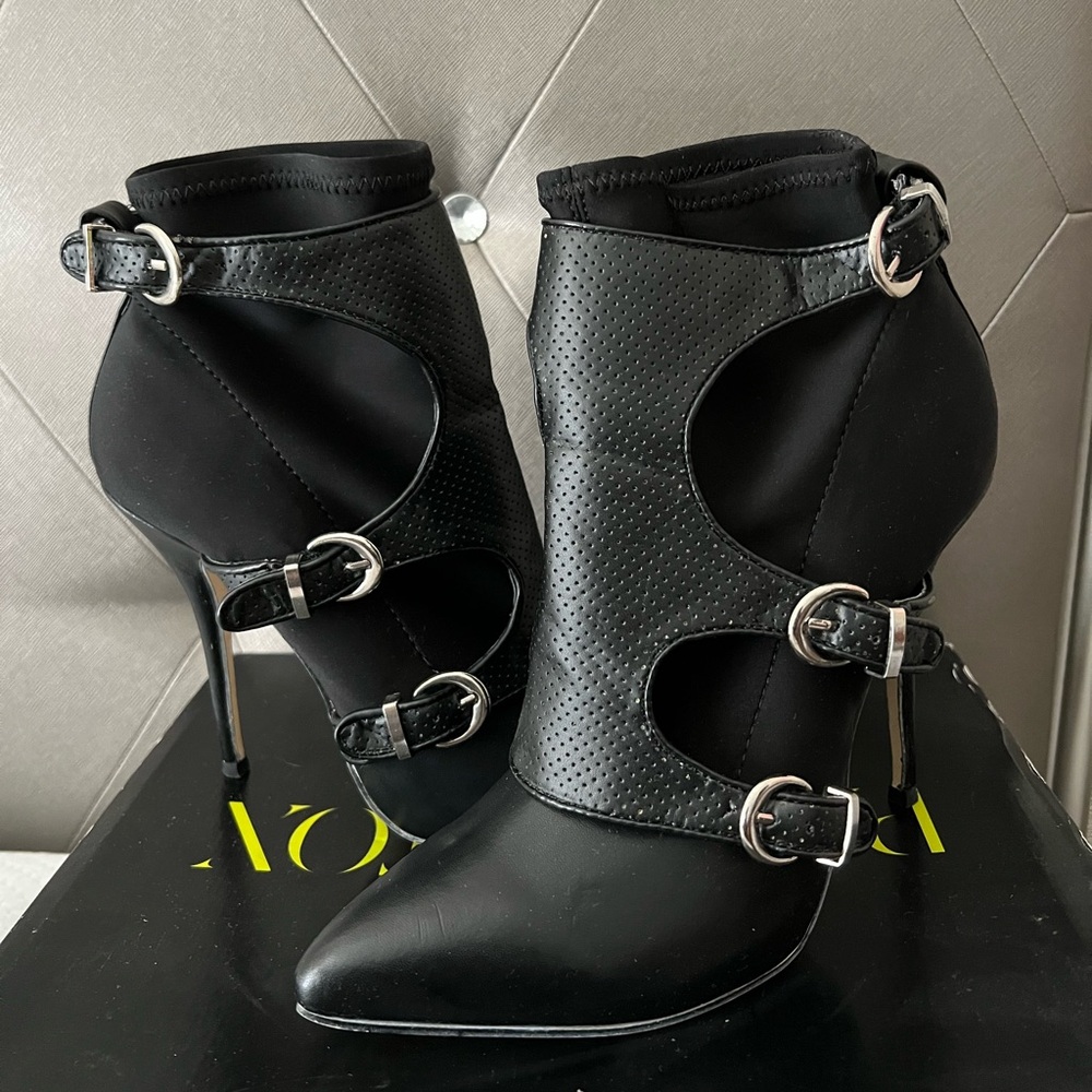 Shoe Dazzle Black Strappy Heeled Boots